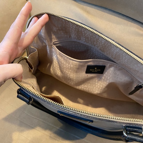 Kate Spade Purse - Picture 3 of 3